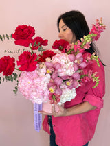 Crimson Elegance – Roses & Orchids Box