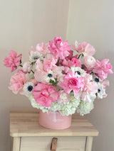Pink vibes - roses, anemones, ranunculus and hydrangeas.