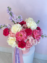 Blooming Love Box – Bright & Elegant Floral Arrangement