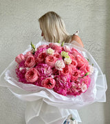 Pink Wonderland - European hydrangeas, lisianthus and garden roses.