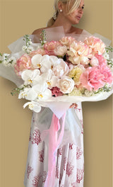 Luxurious Blooms Medley