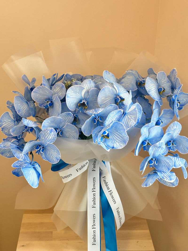 Angel wings - bouquet of orchids