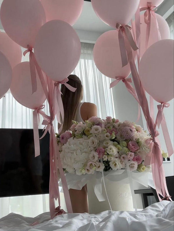 Romantic Room Decor with Balloons & Luxury Flowers – Pink Dream Set