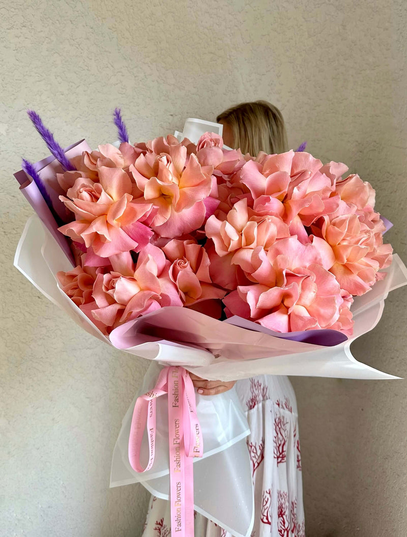 Lolita - 2 Dozen Gorgeous Premium Roses, Voluminous Unforgettable Bouquet