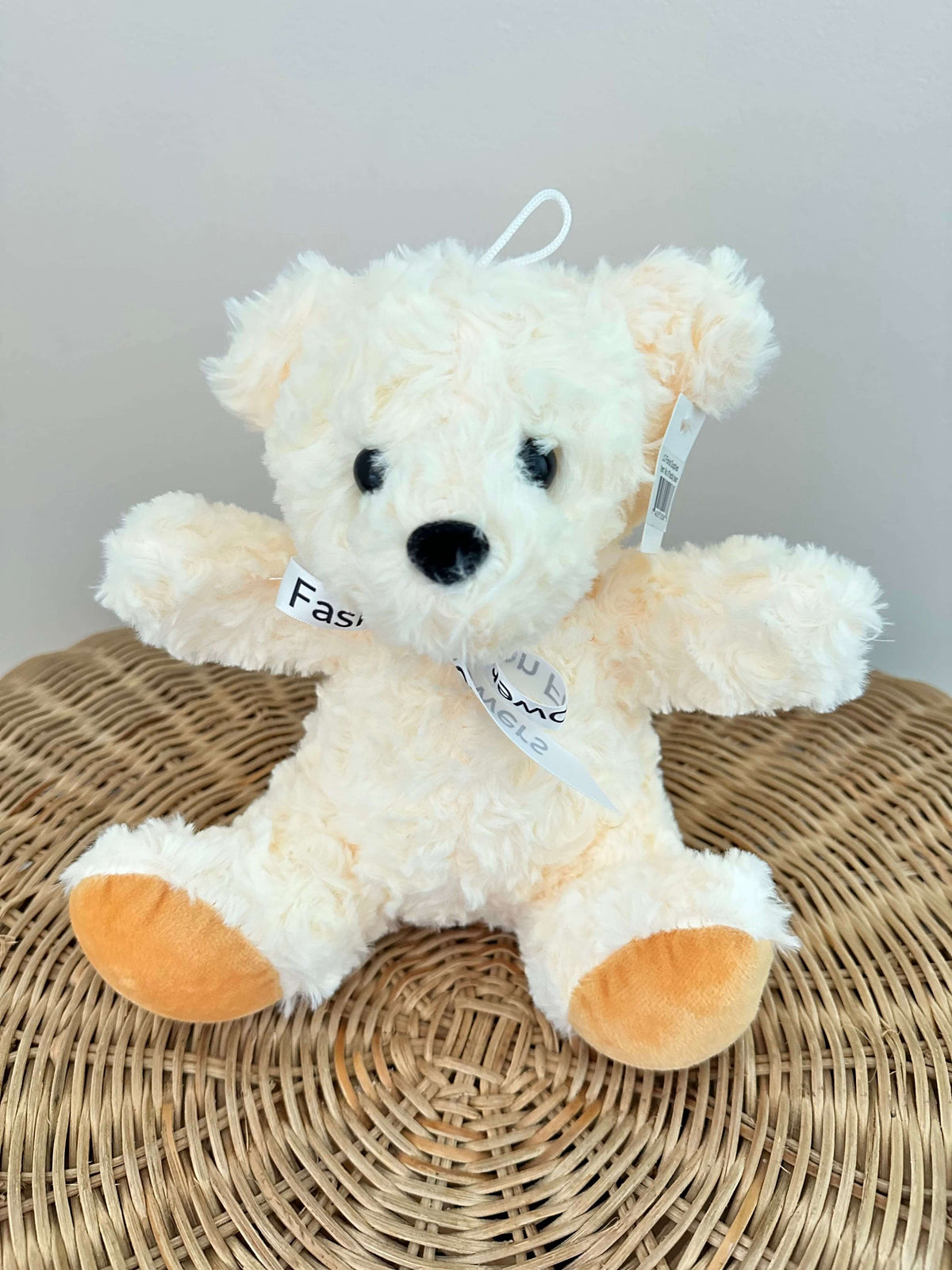 Teddy bear with heart ❤️ – O&N BLOOM BOUTIQUE LLC