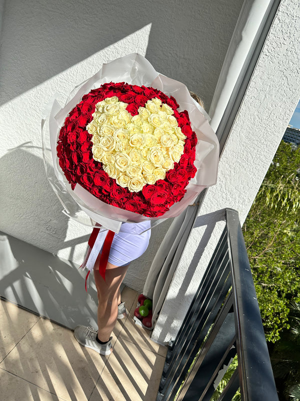 I Love You Baby ❤️❤️❤️ - 150 Long Stem Roses with White Heart 🤍