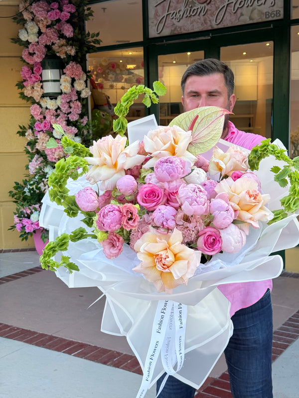 Luxury Pink & Peach Peony Bouquet – Designer Arrangement with Roses & Hydrangea
