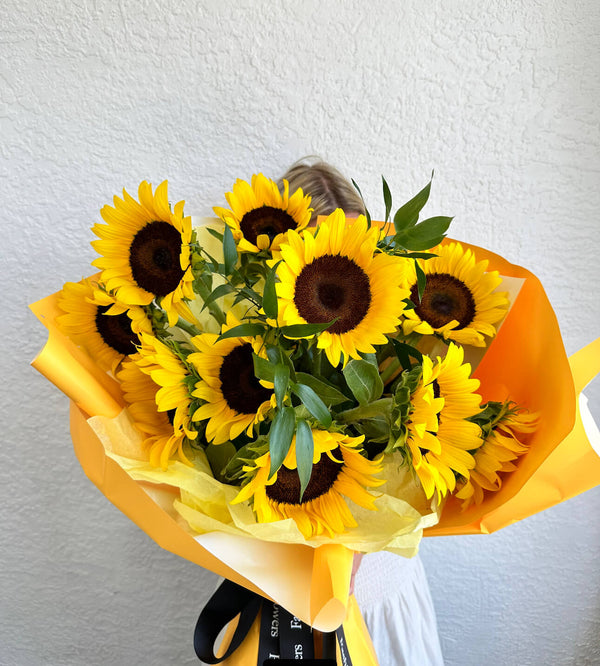 Sunny Delight - Sunflowers and Italian Ruskus Bouquet